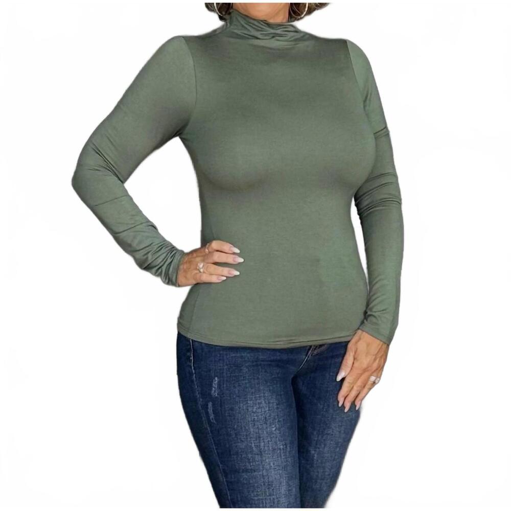 NEW WASABI + MINT limitless layers top in olive